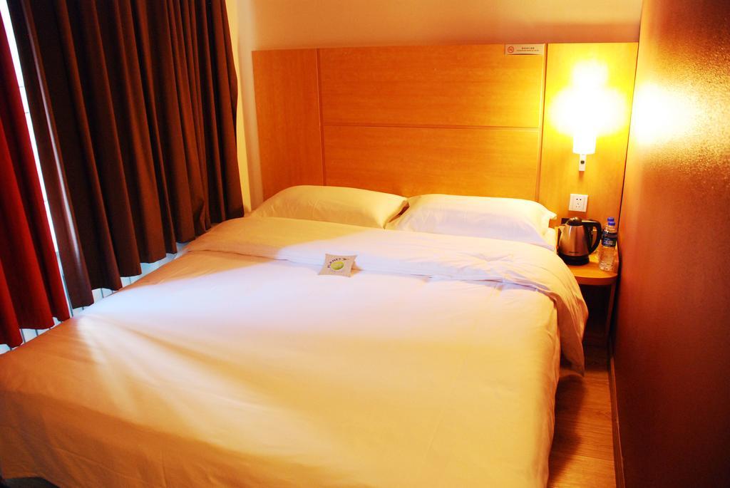 Ibis Changchun Jianshe Street Esterno foto
